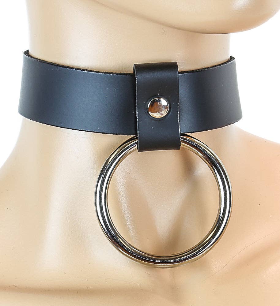 LARGE RING BONDAGE CHOKER
