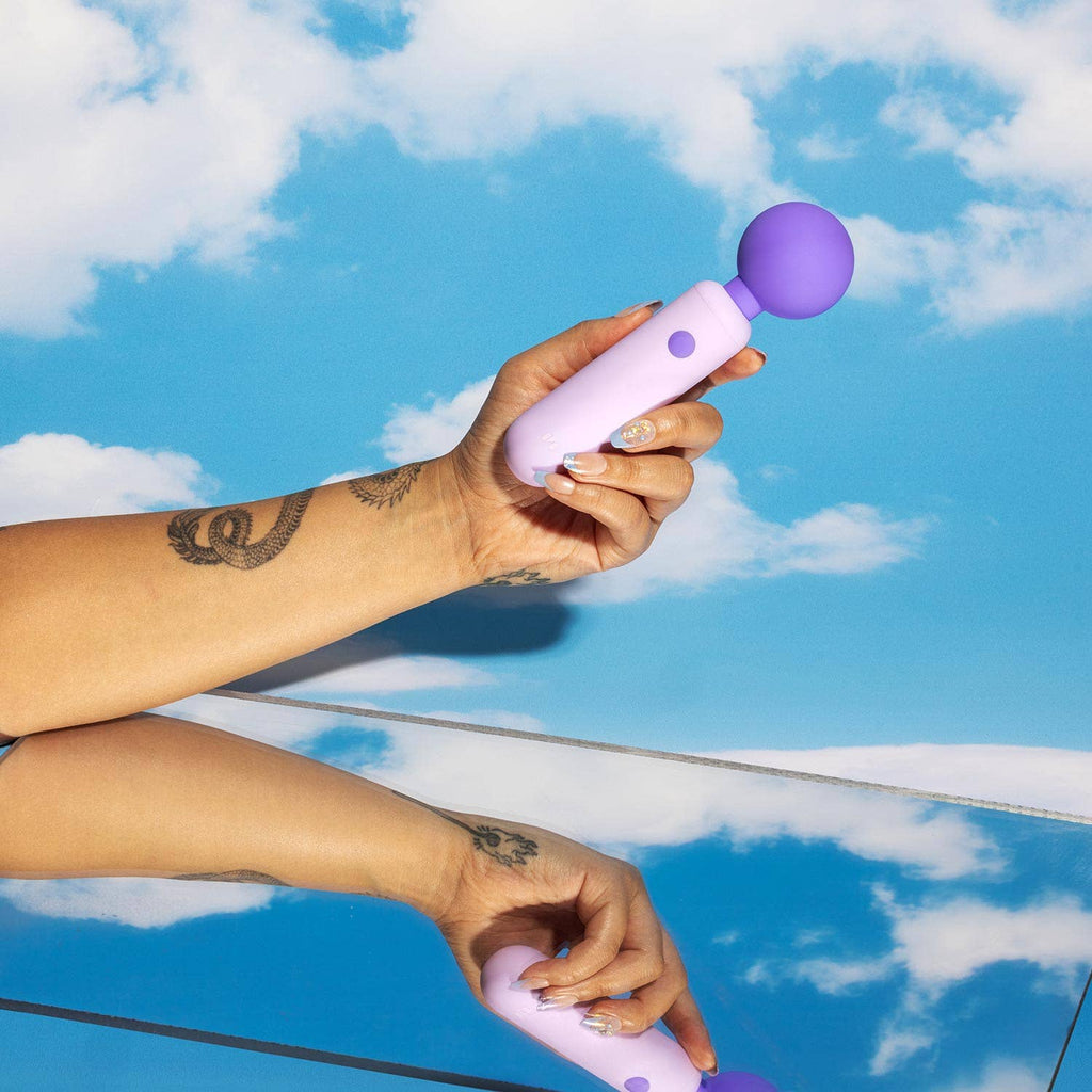 Unbound Dex Compact Wand Vibrator