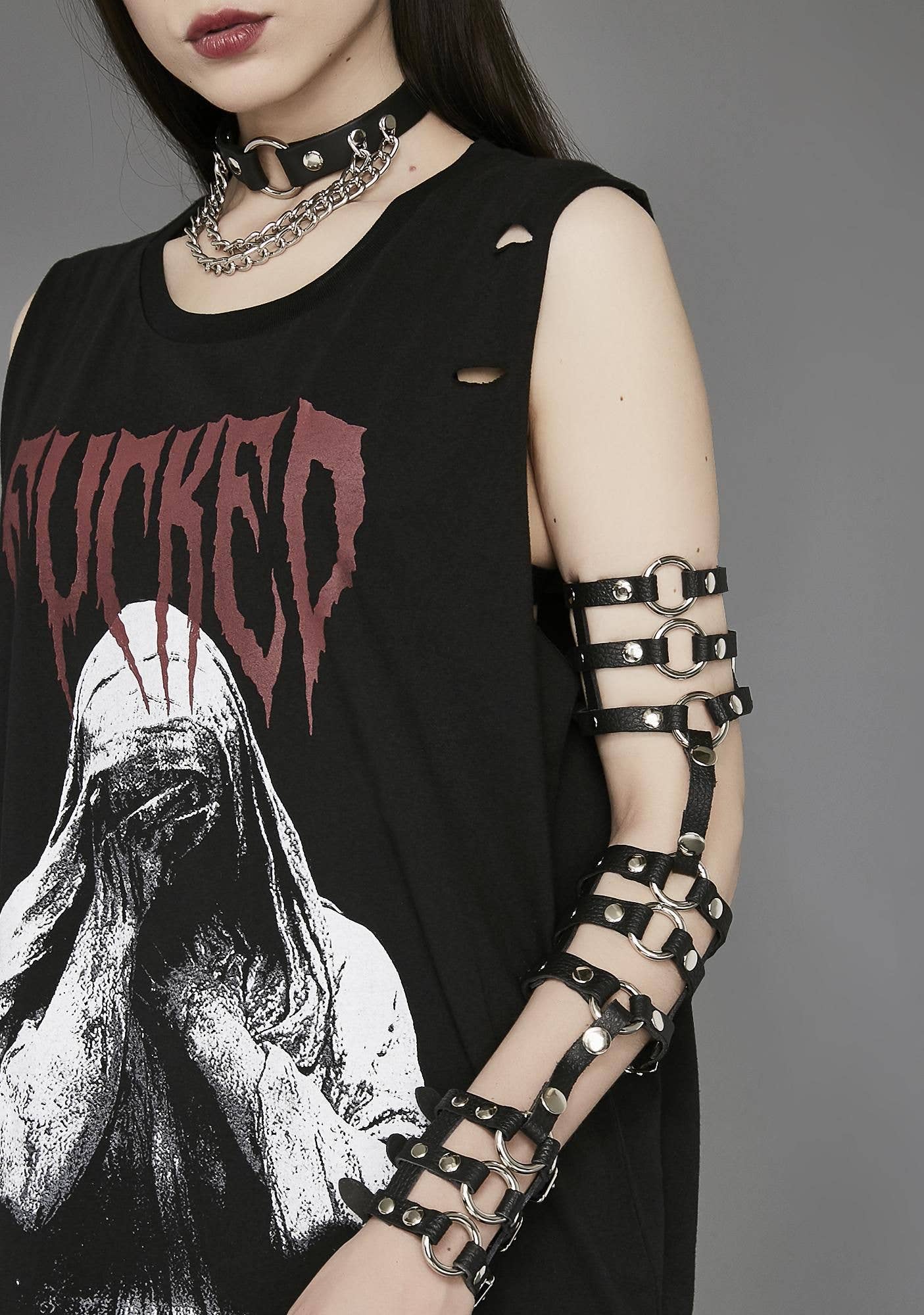HANGING CHIAN RING CHOKER