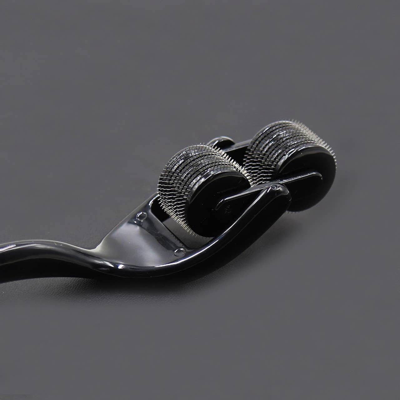 Black Multi Wheel Pinwheel