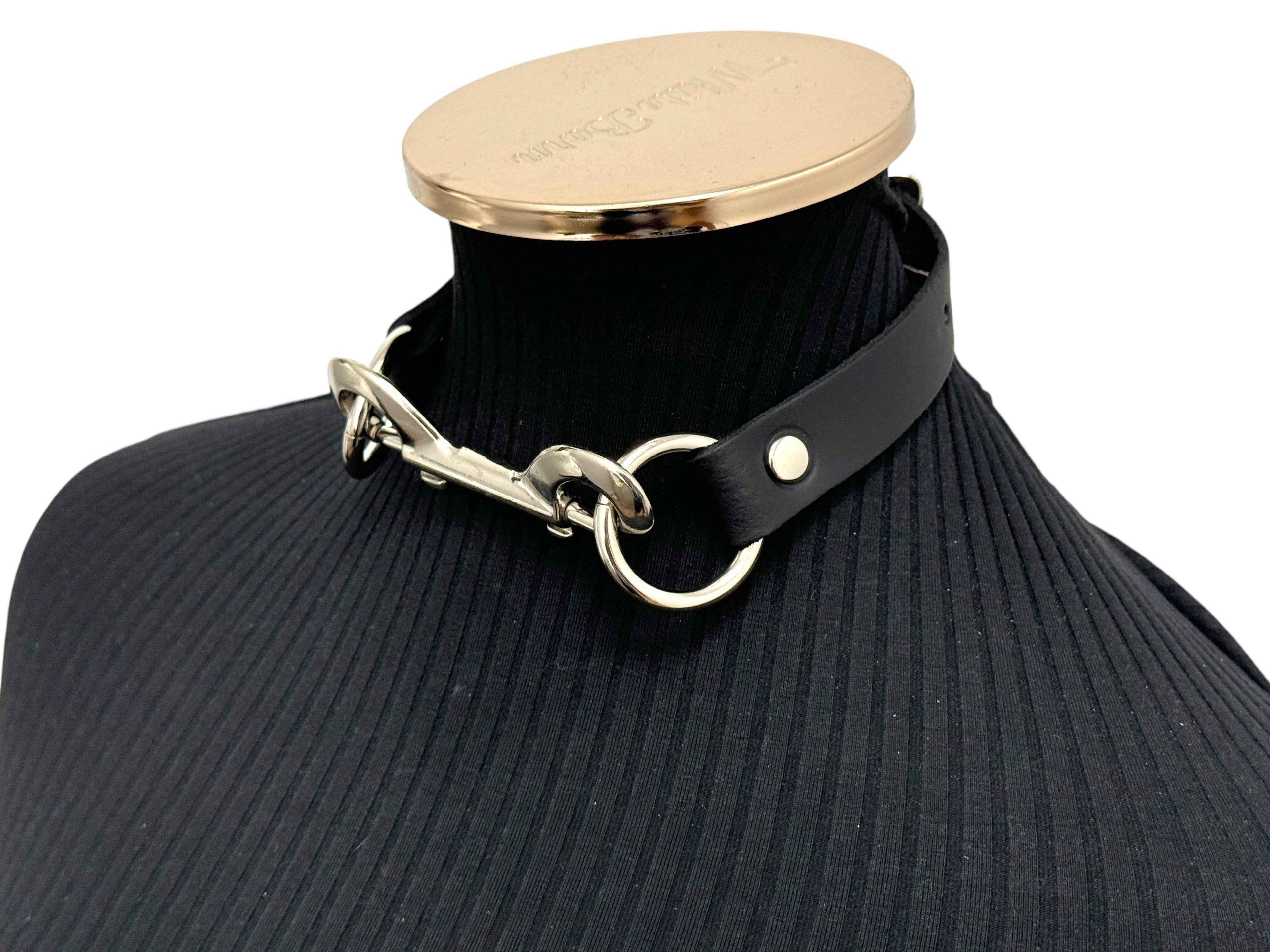 TRIGGER CLASP CHOKER COLLAR